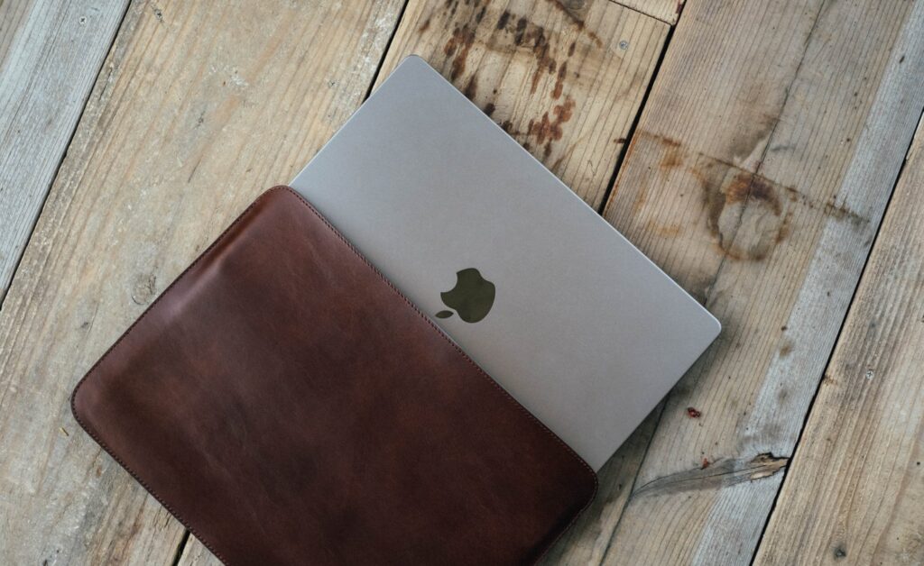 drip Leather MacBook Case モカ